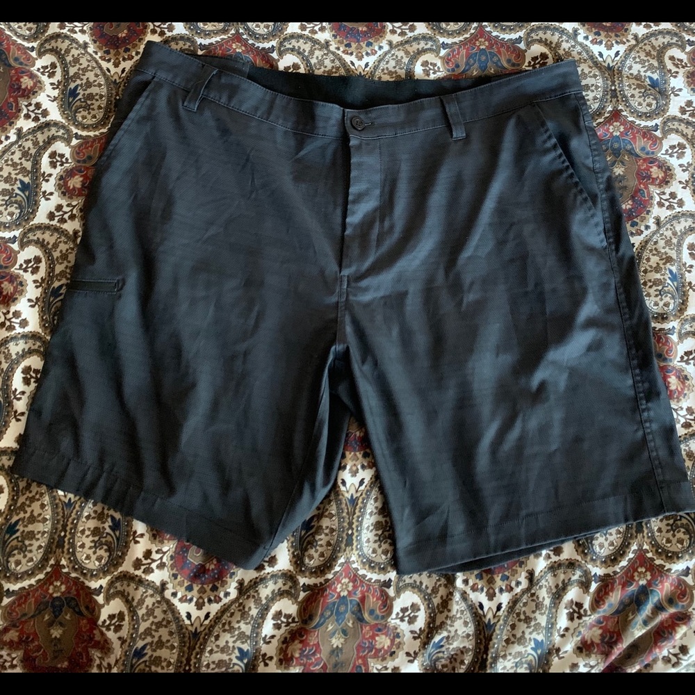 Hawke & Co. Men’s Golf Shorts Size 40